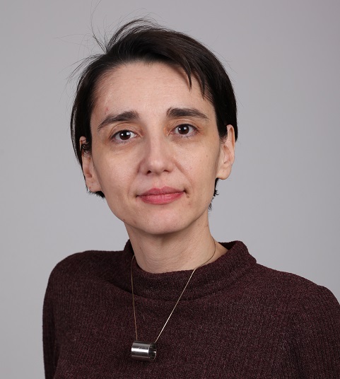 Cristina Oncescu 