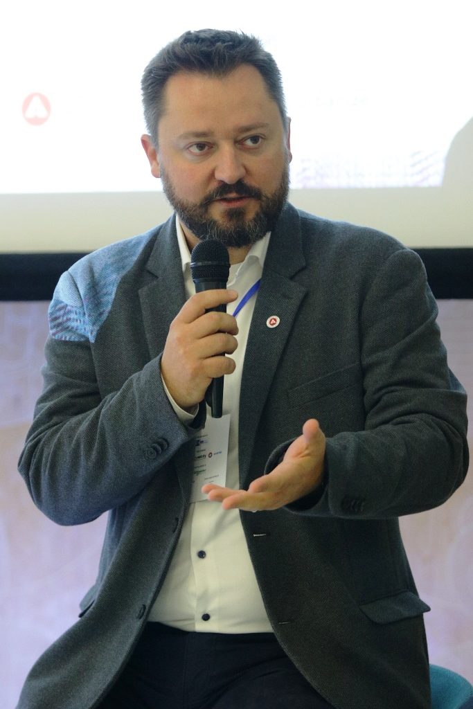 Lucian Alexandru Gavozdea